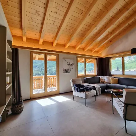 Sole Penthouse Apartment *